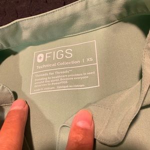 figs. Pants are high waisted top is Rafaela.Top xs pants mTops runs large